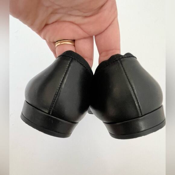 Prada Black leather pointed toe Logo embellished bow tie flats 38 - Picture 9 of 10